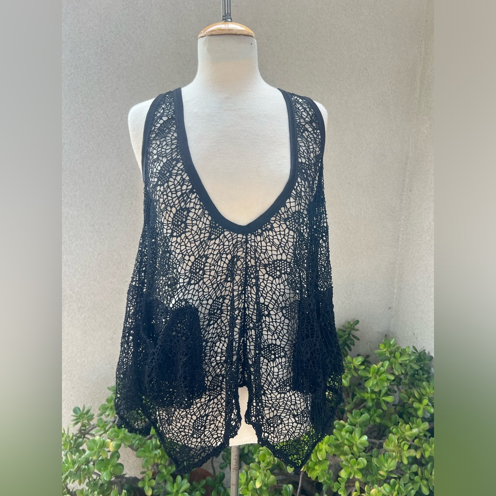 Swimsuit coverup black netting crochet style pockets Sz OS
